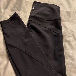 Lululemon in movement leggings